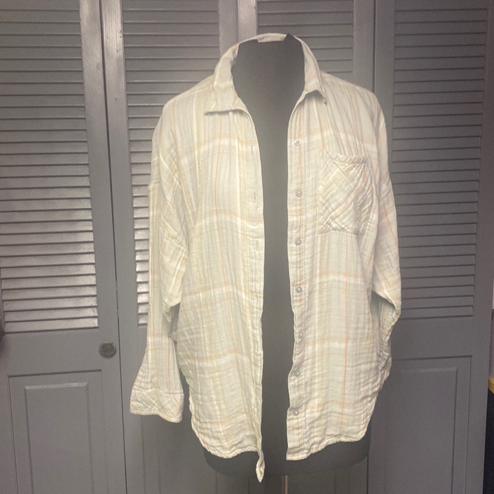 True Craft 100% soft cotton Button-up Plaid Shirt - Small